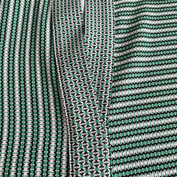 Geometric Print Long Sleeve Blouse - Picture 6 of 7